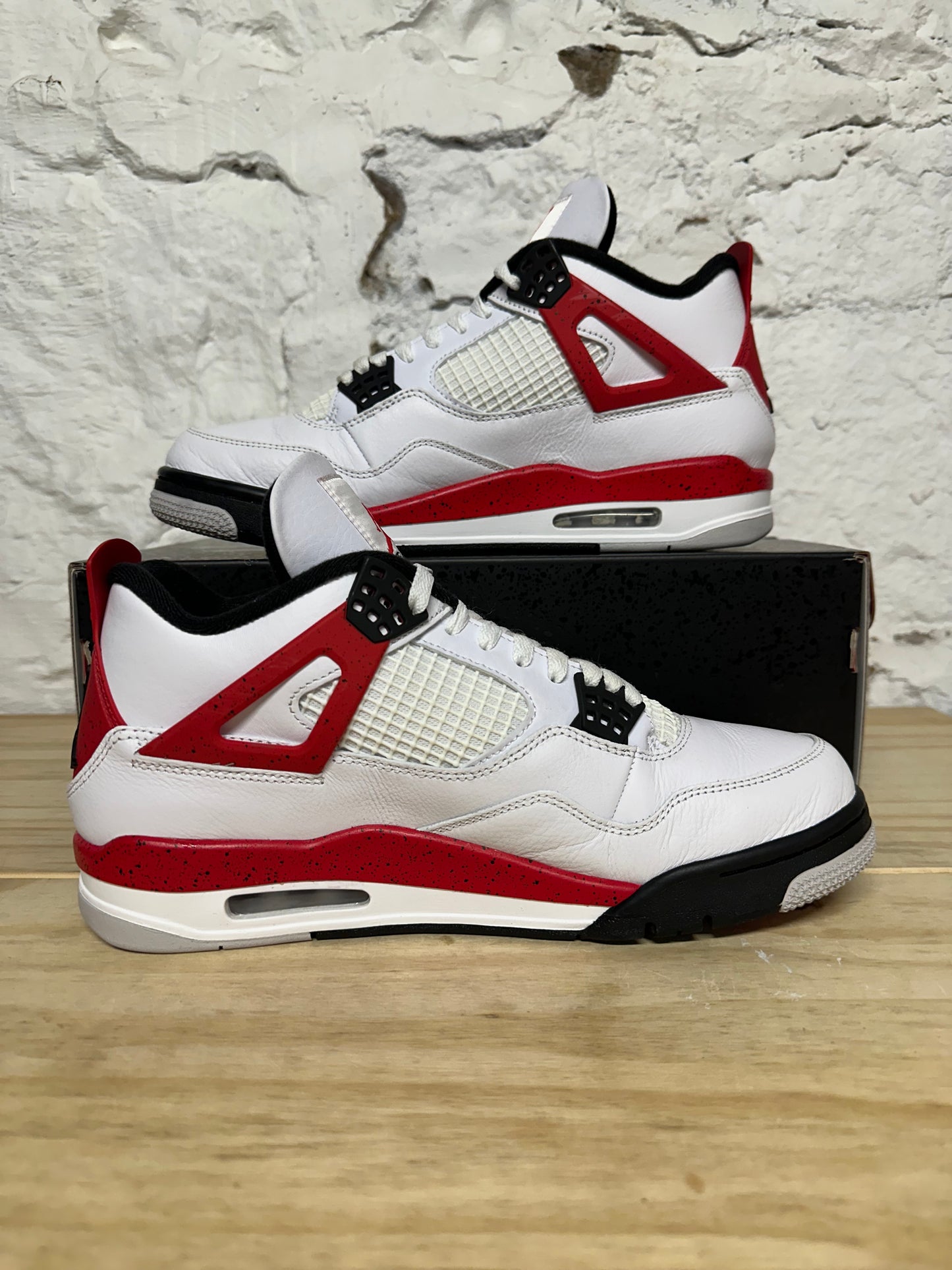Air Jordan 4 Red Cement Sz 10.5