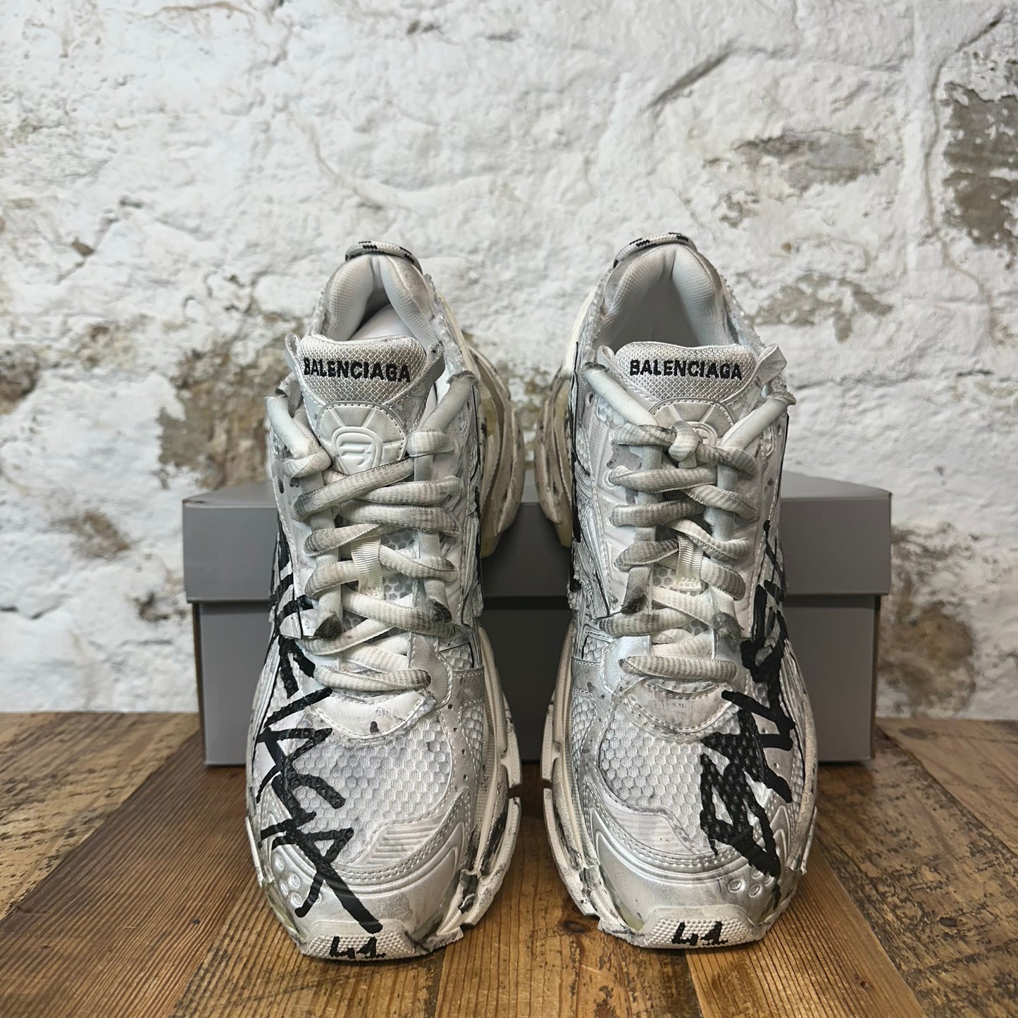 Balenciaga Runner Black Graffiti White Sneaker