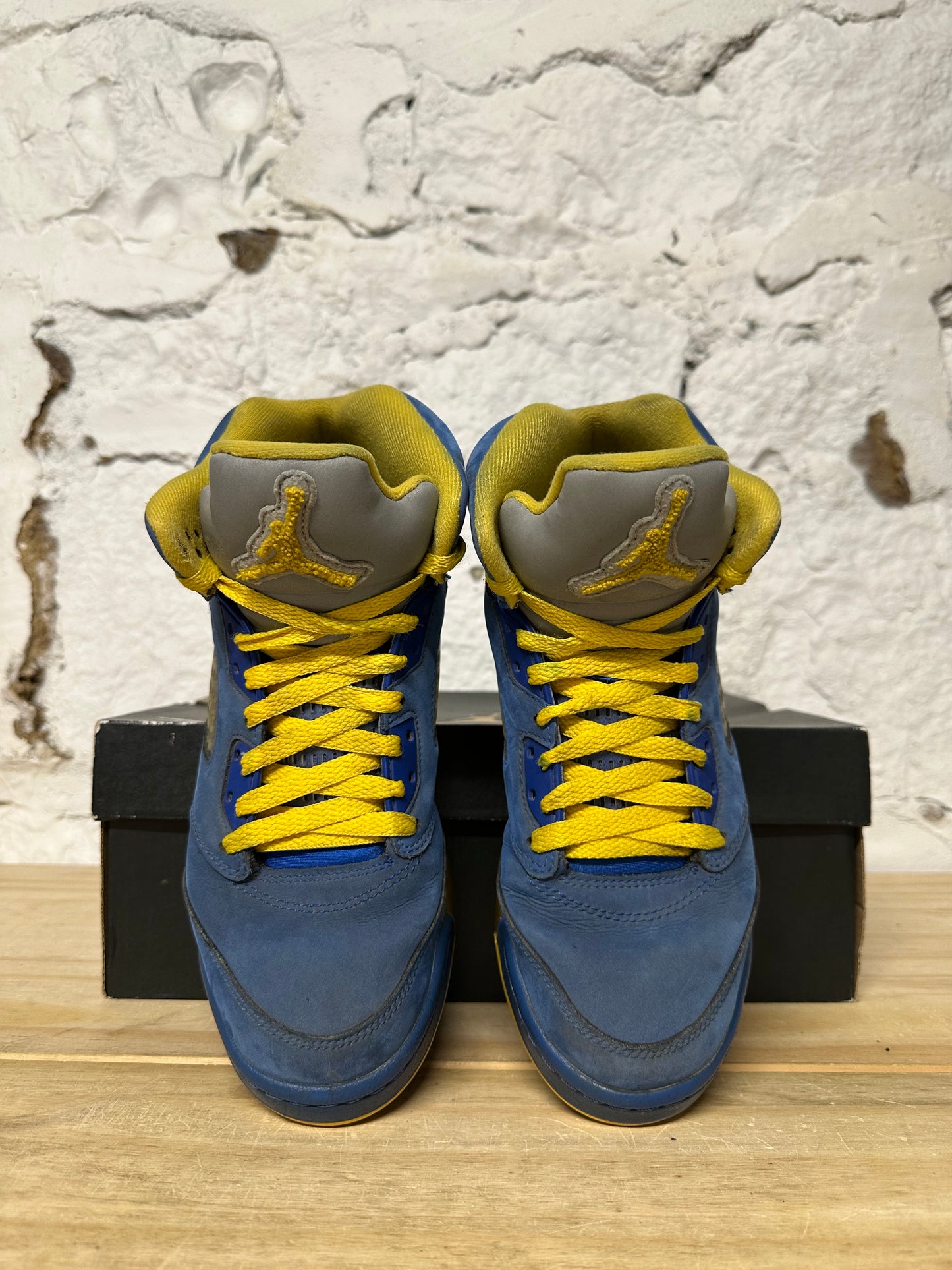 Air Jordan 5 Laney Varsity Royal Sz 6.5Y