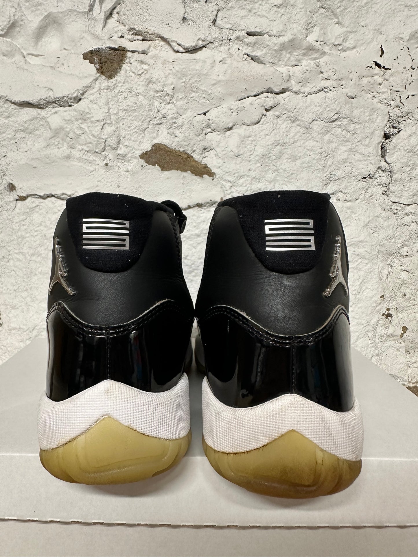 Air Jordan 11 High Jubilee Sz 8.5