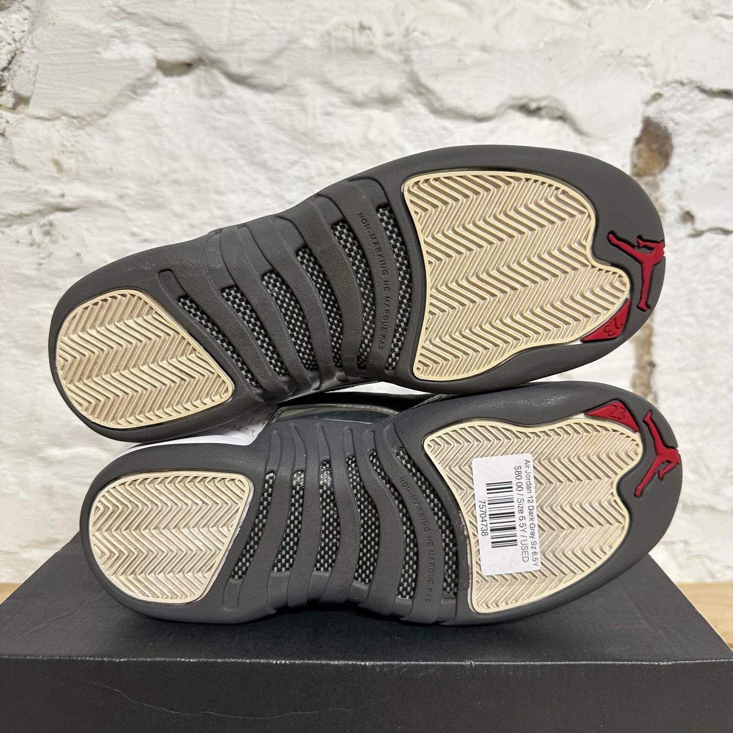 Air Jordan 12 Dark Grey Sz 6.5Y