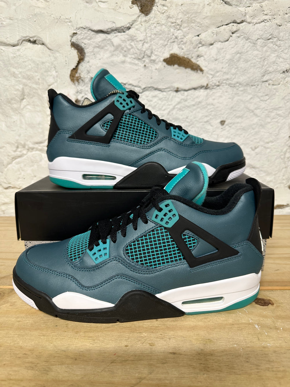 Air Jordan 4 Teal Sz 11.5 DS