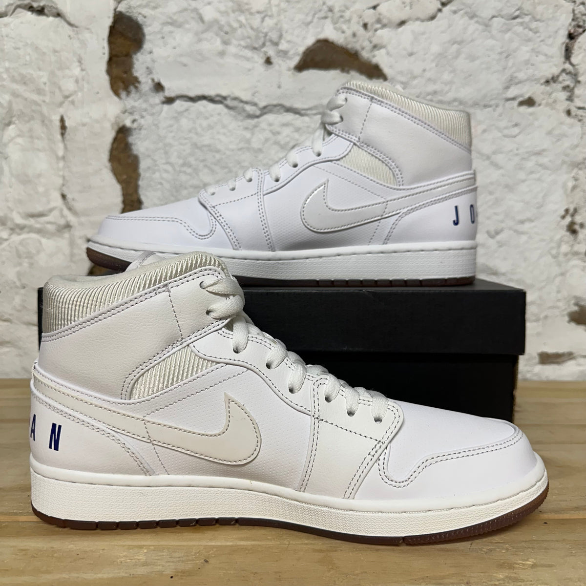 Air Jordan 1 Mid Pure White Sz 9 DS