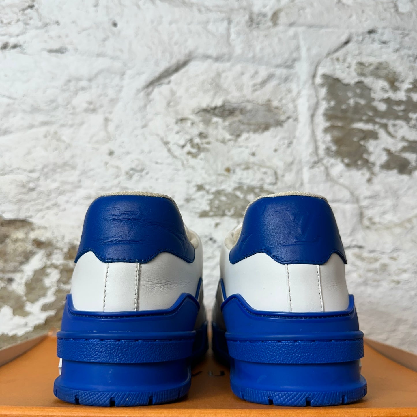 Louis Vuitton Blue White Trainer Sneaker Sz 8.5 (7LV)