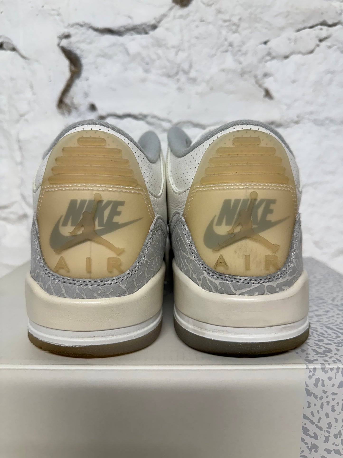 Air Jordan 3 Craft Ivory Sz 9.5