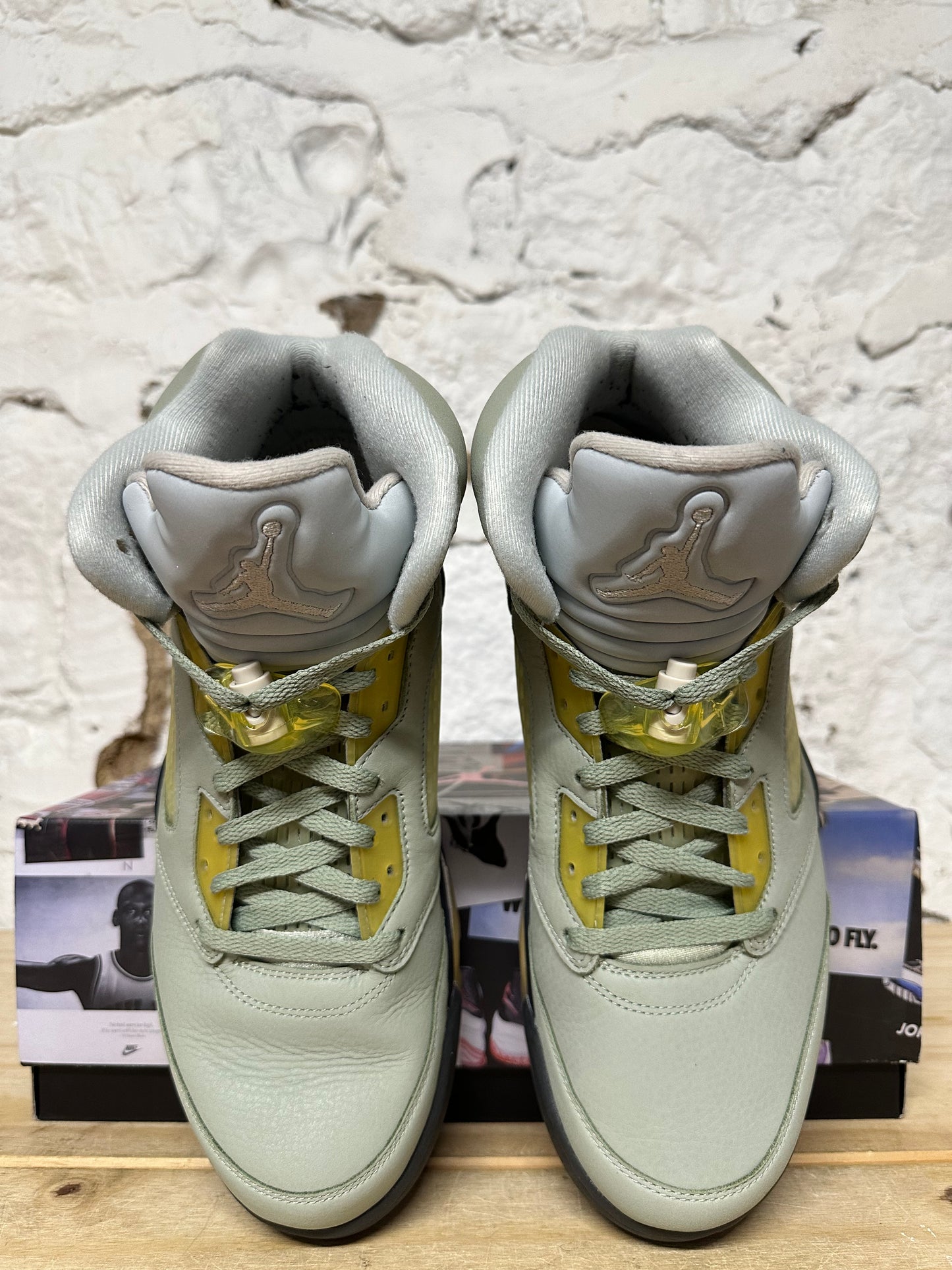 Air Jordan 5 Jade Horizon Sz 12