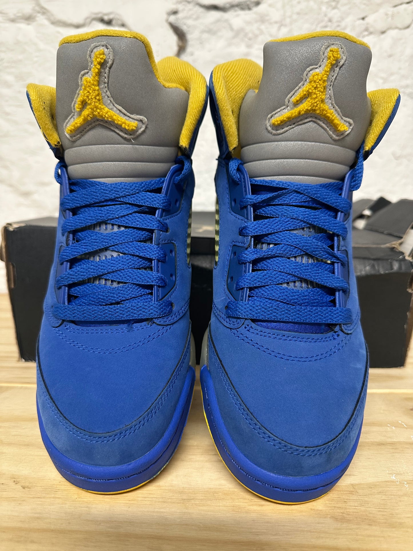 Air Jordan 5 Laney Varsity Royal Sz 6.5Y