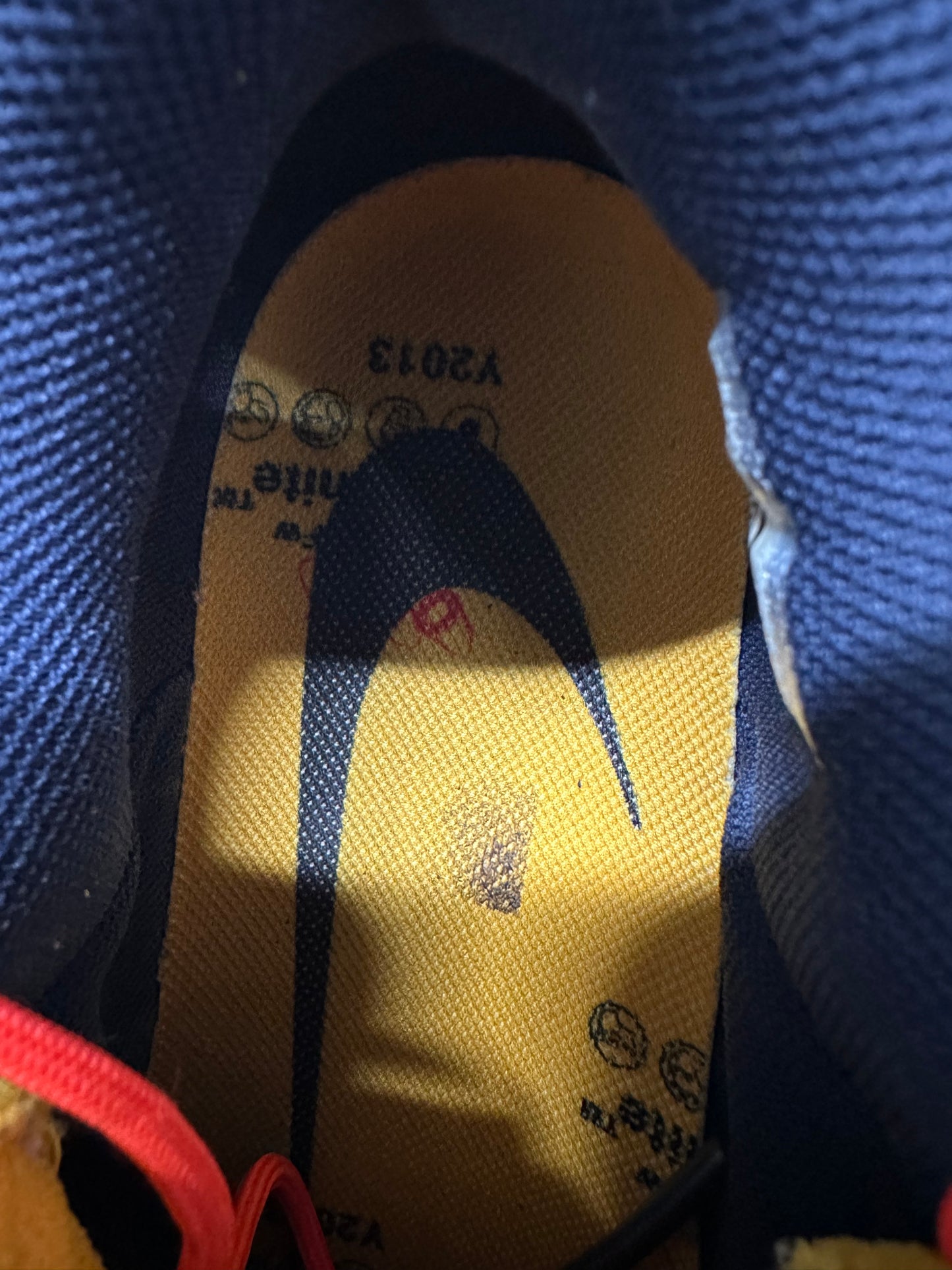 Nike Dunk Low Off-White University Gold Sz 11