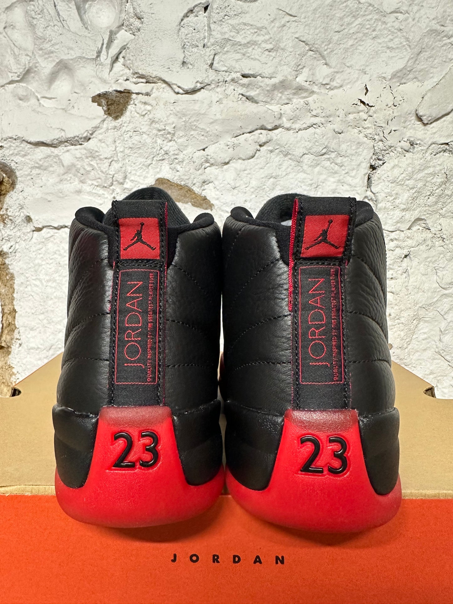 Air Jordan 12 Flu Game (2016) Sz 10.5 DS