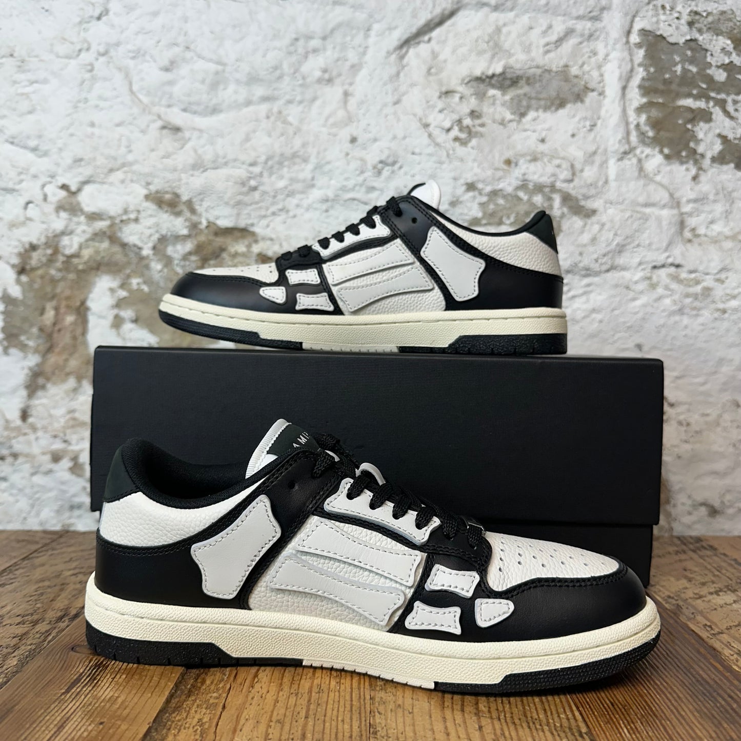 Amiri White Skeleton Black White Sneaker Sz 7 (40) DS
