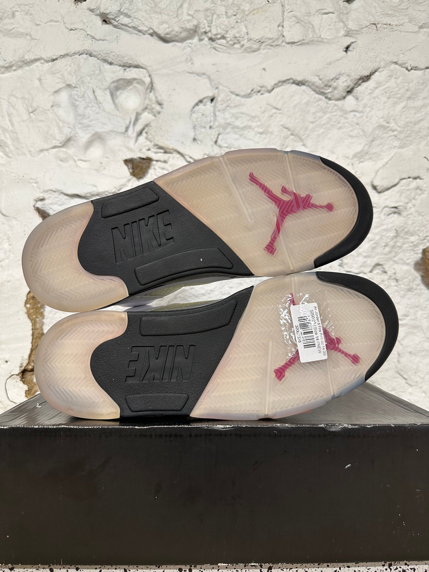 Air Jordan 5 Fire Red Silver Tongue Sz 14 DS