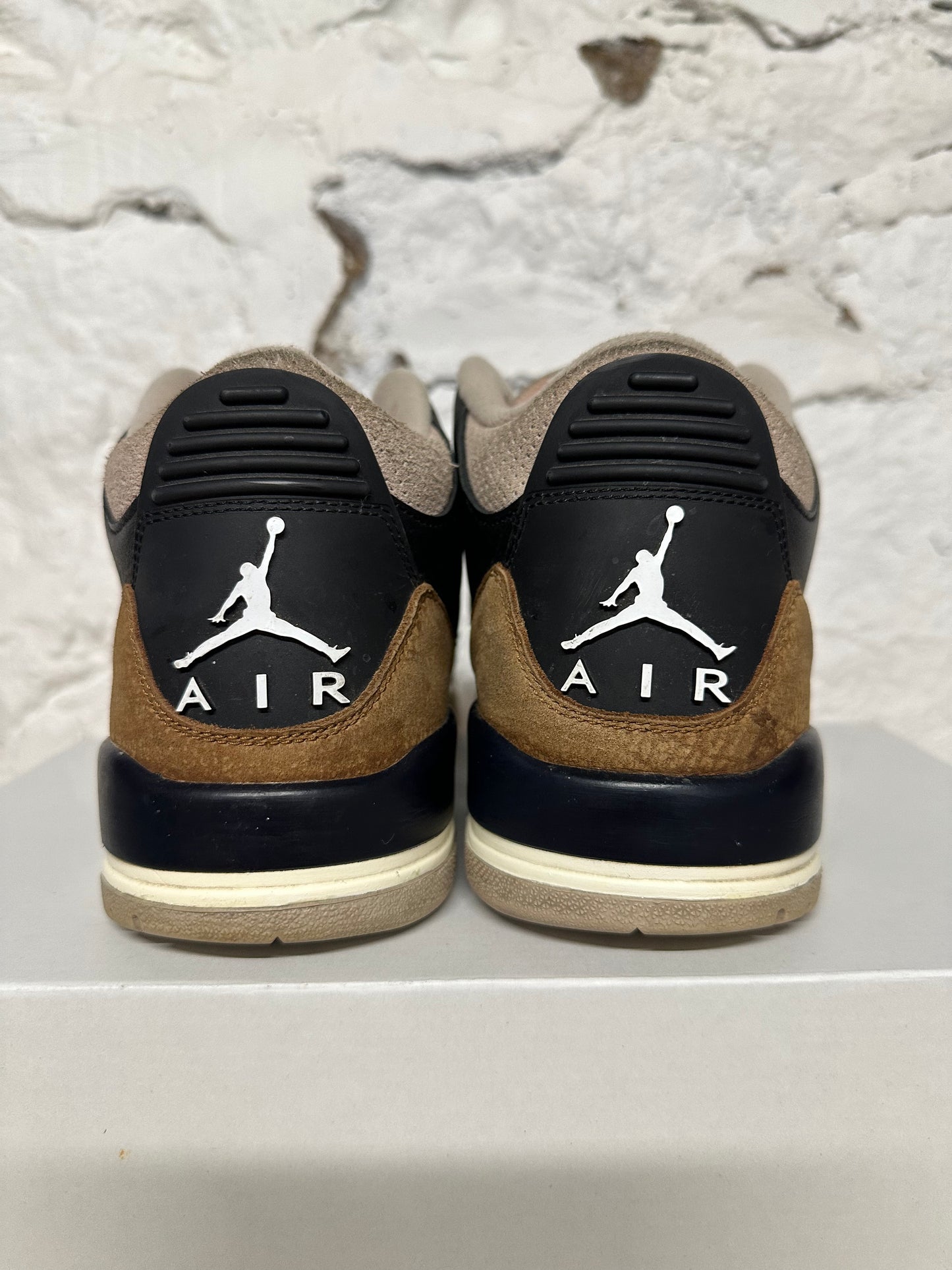 Air Jordan 3 Desert Elephant Sz 11