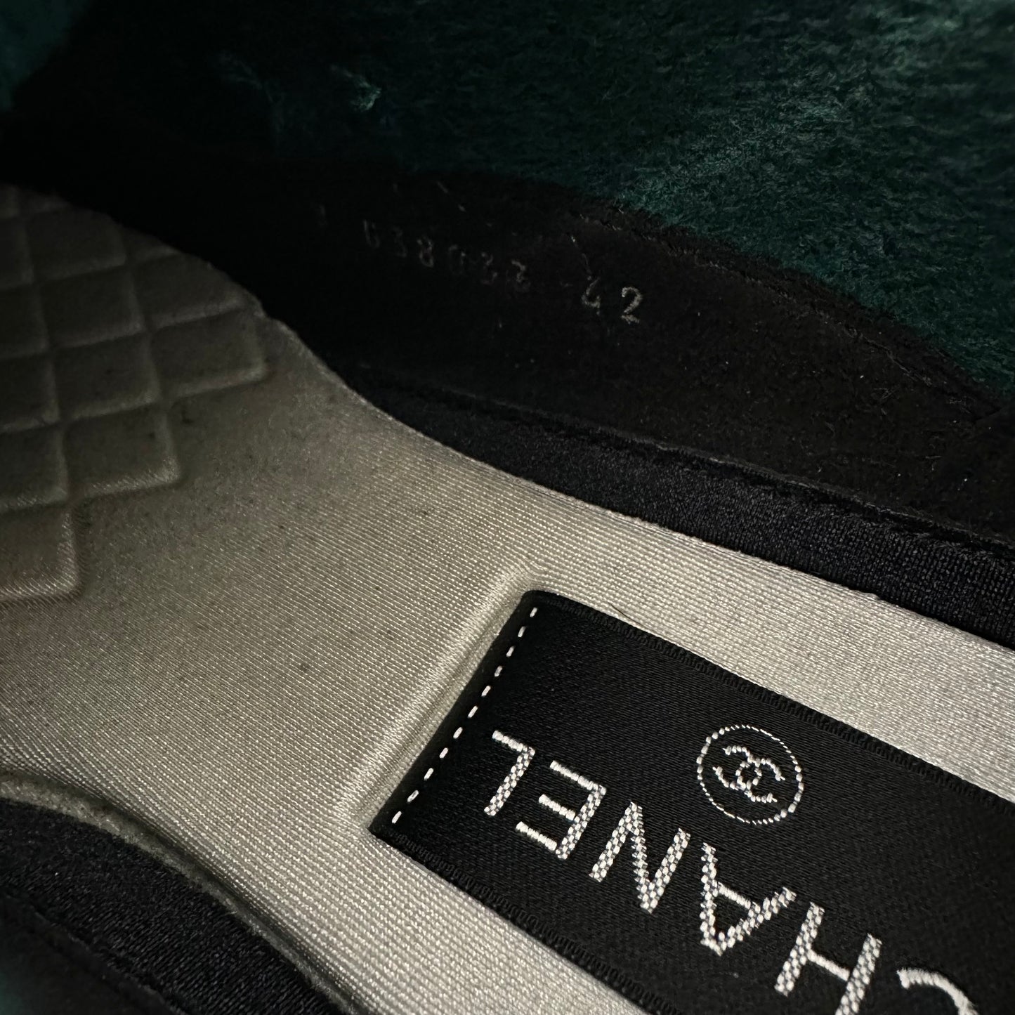 Chanel Black CC Green Black Trainer Sz 9 (42)