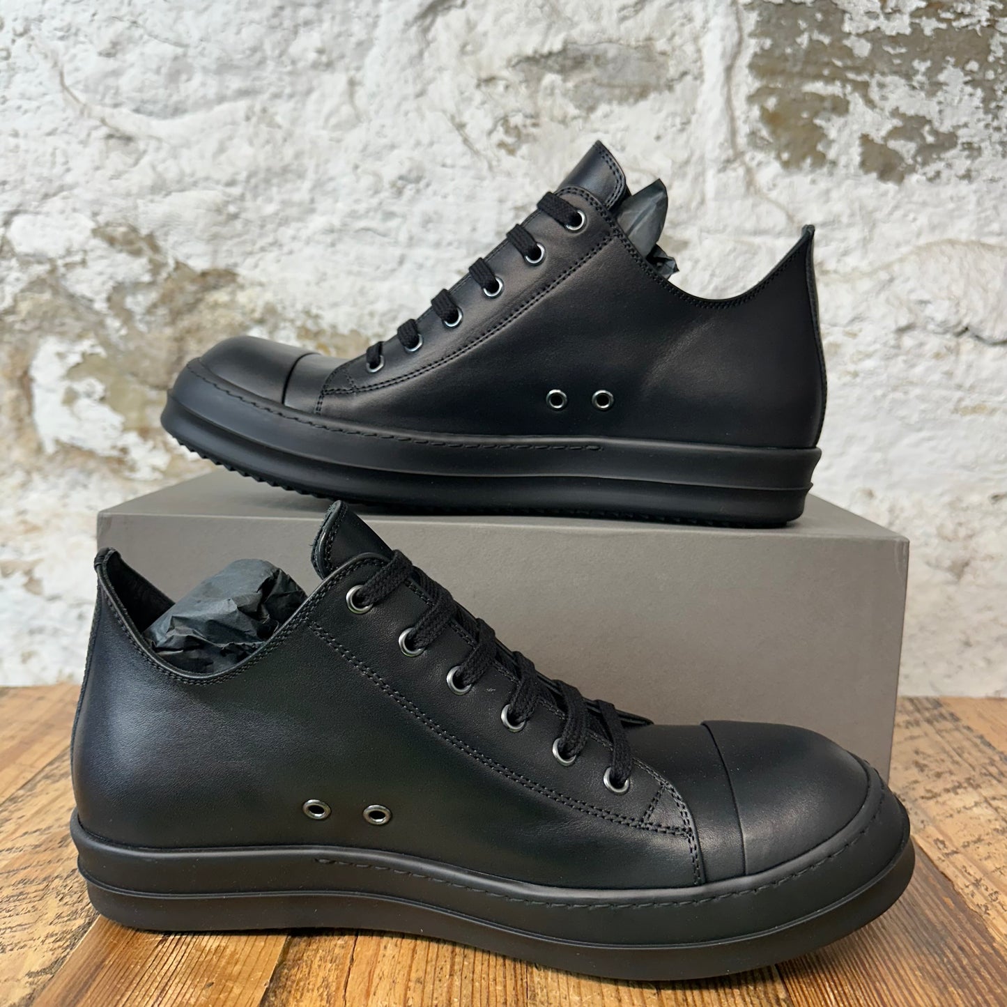 Rick Owens Triple Black Hollywood Low Sneaker DS