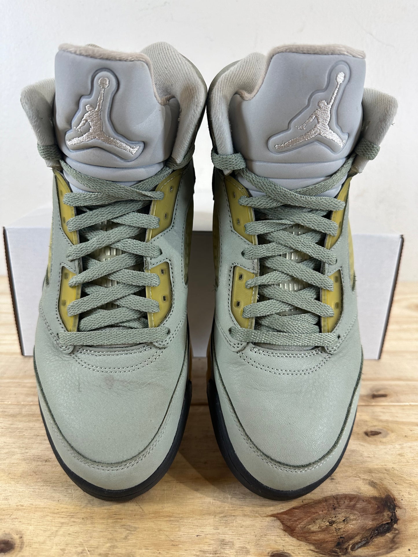 Air Jordan 5 Jade Horizon Sz 9