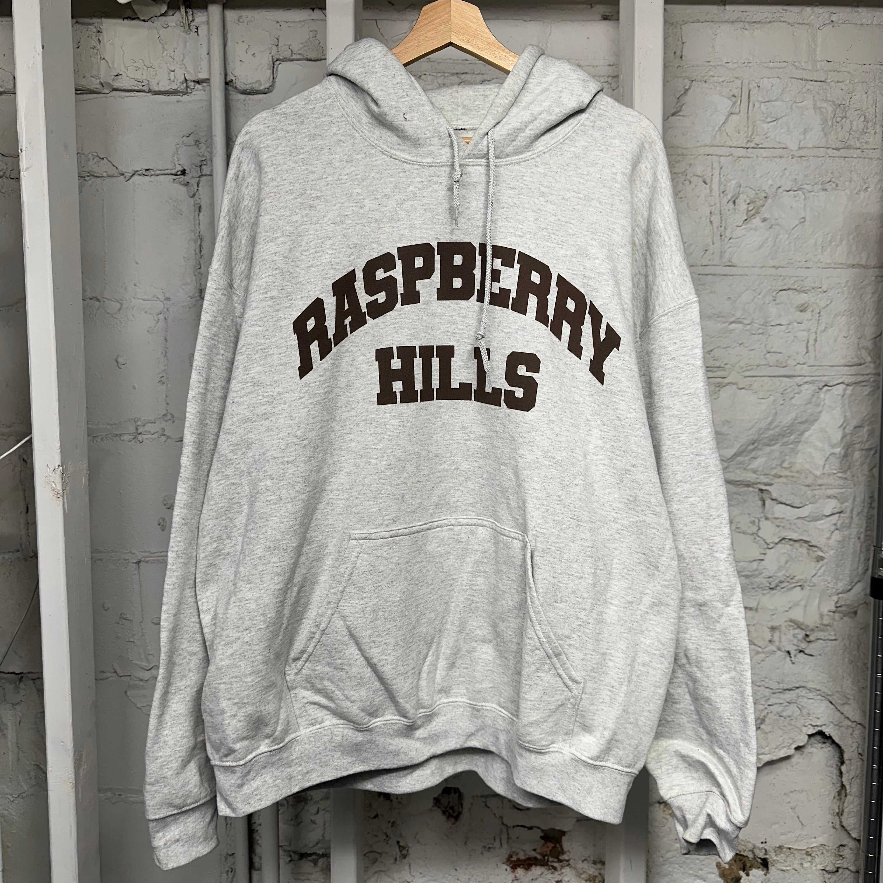 Raspberry Hills Brown Script Grey Hoodie Sz L