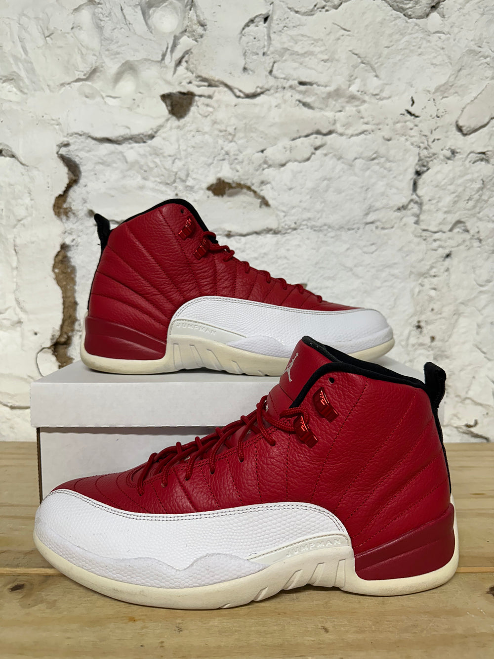 Air Jordan 12 Gym Red Sz 11.5