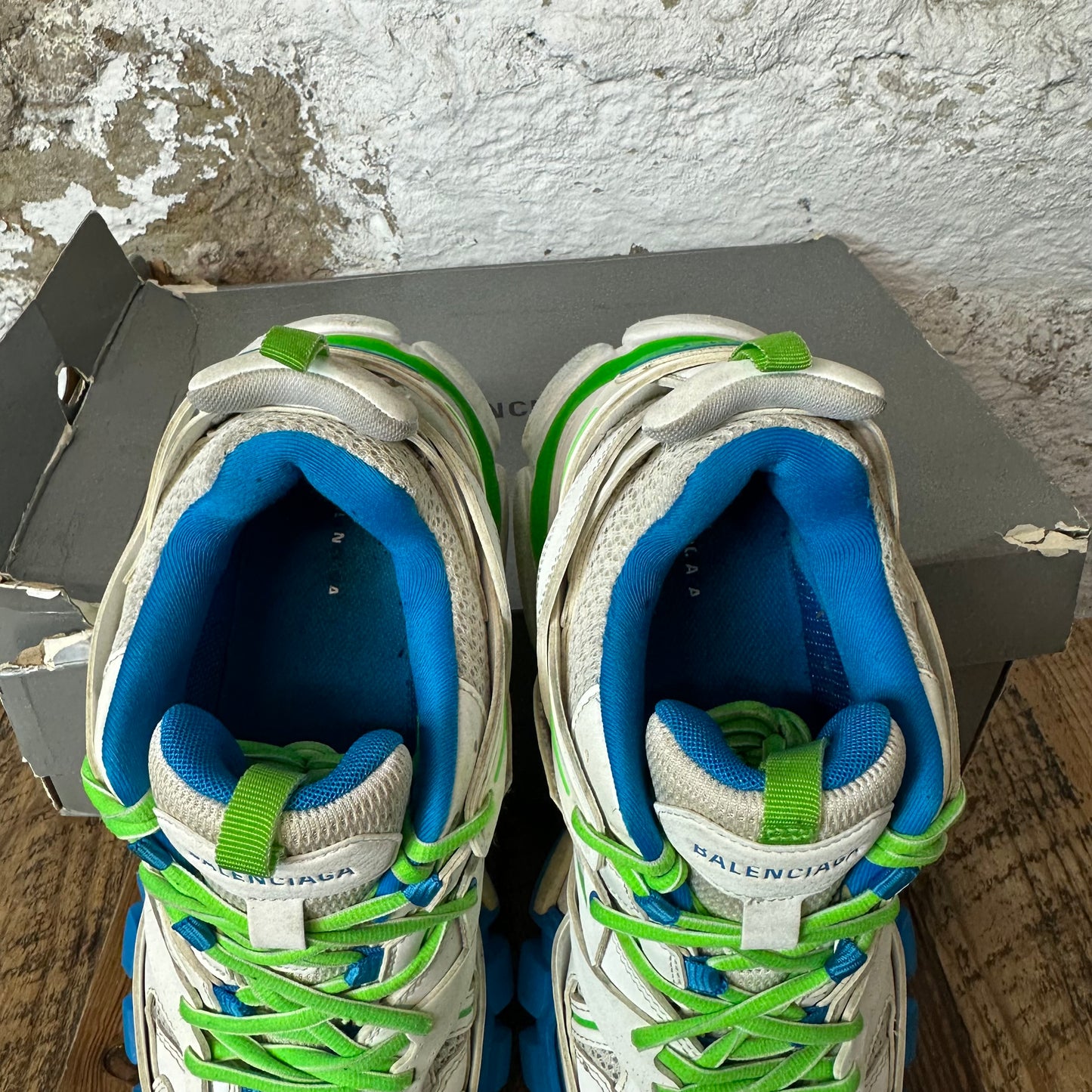 Balenciaga Track Runner White Green Blue Sneaker Sz 9 (42)