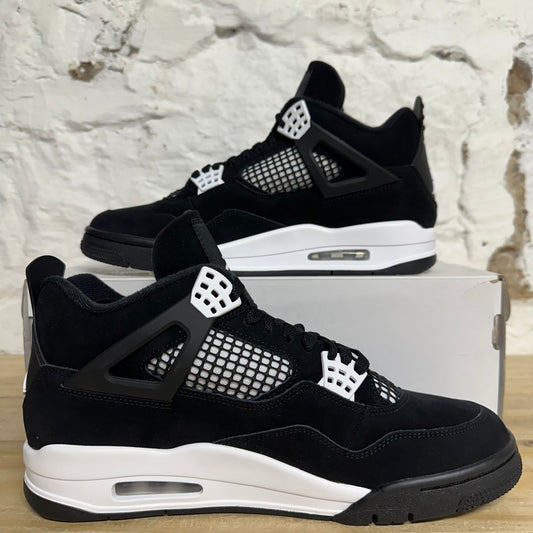 Air Jordan 4 White Thunder Sz 10.5 DS