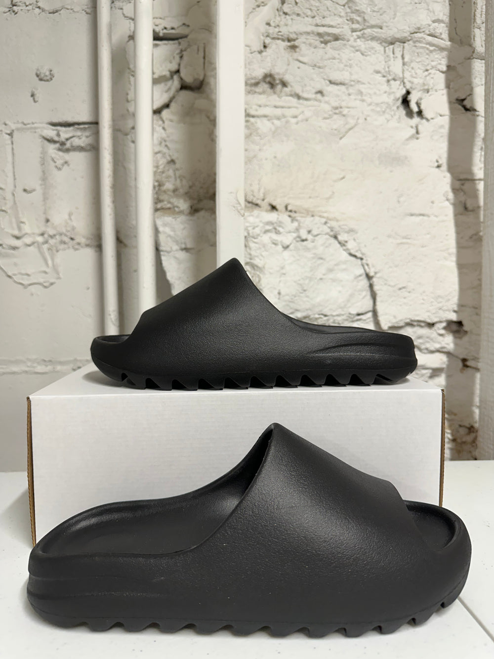 Kanye West Yeezy Slide YS 01 Black Sz 12 DS