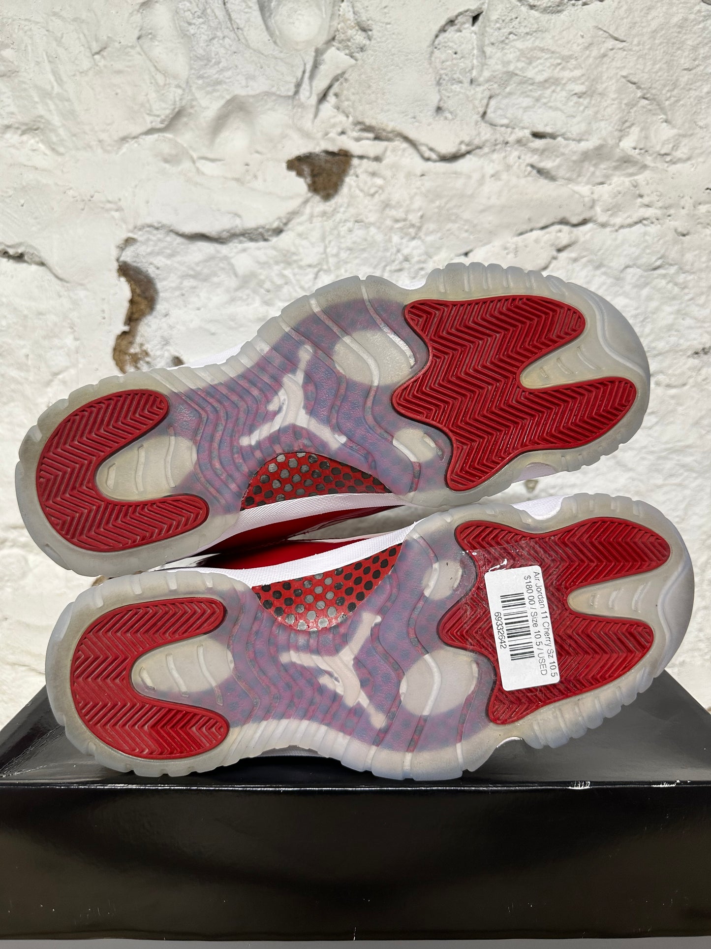 Air Jordan 11 High Cherry Sz 10.5