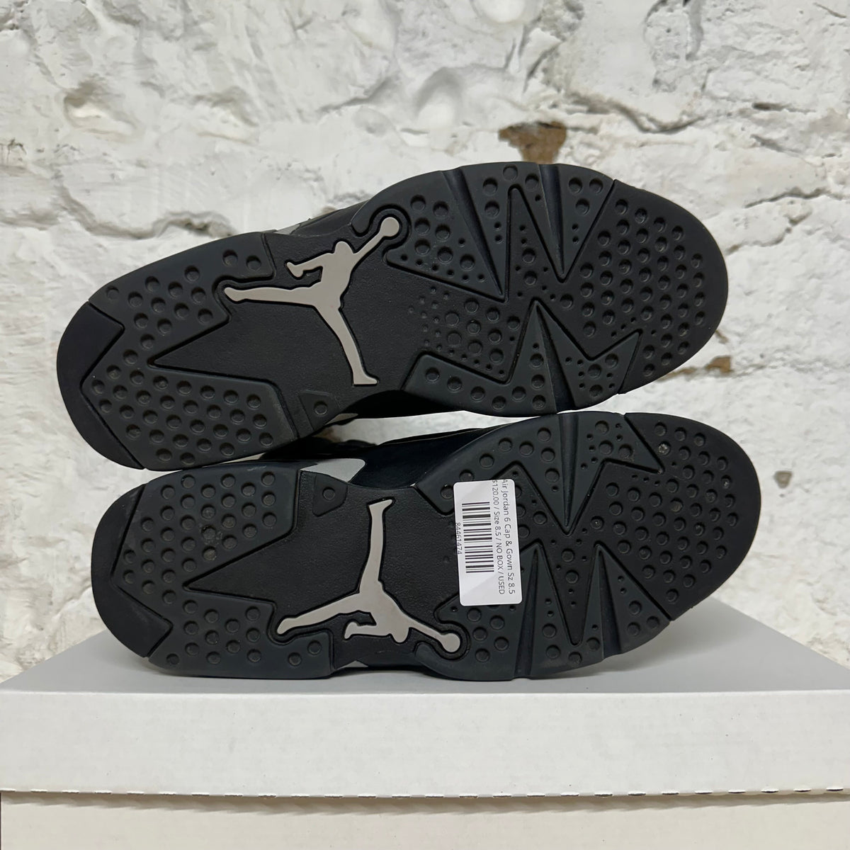 Air Jordan 6 Cap and Gown Sz 8.5