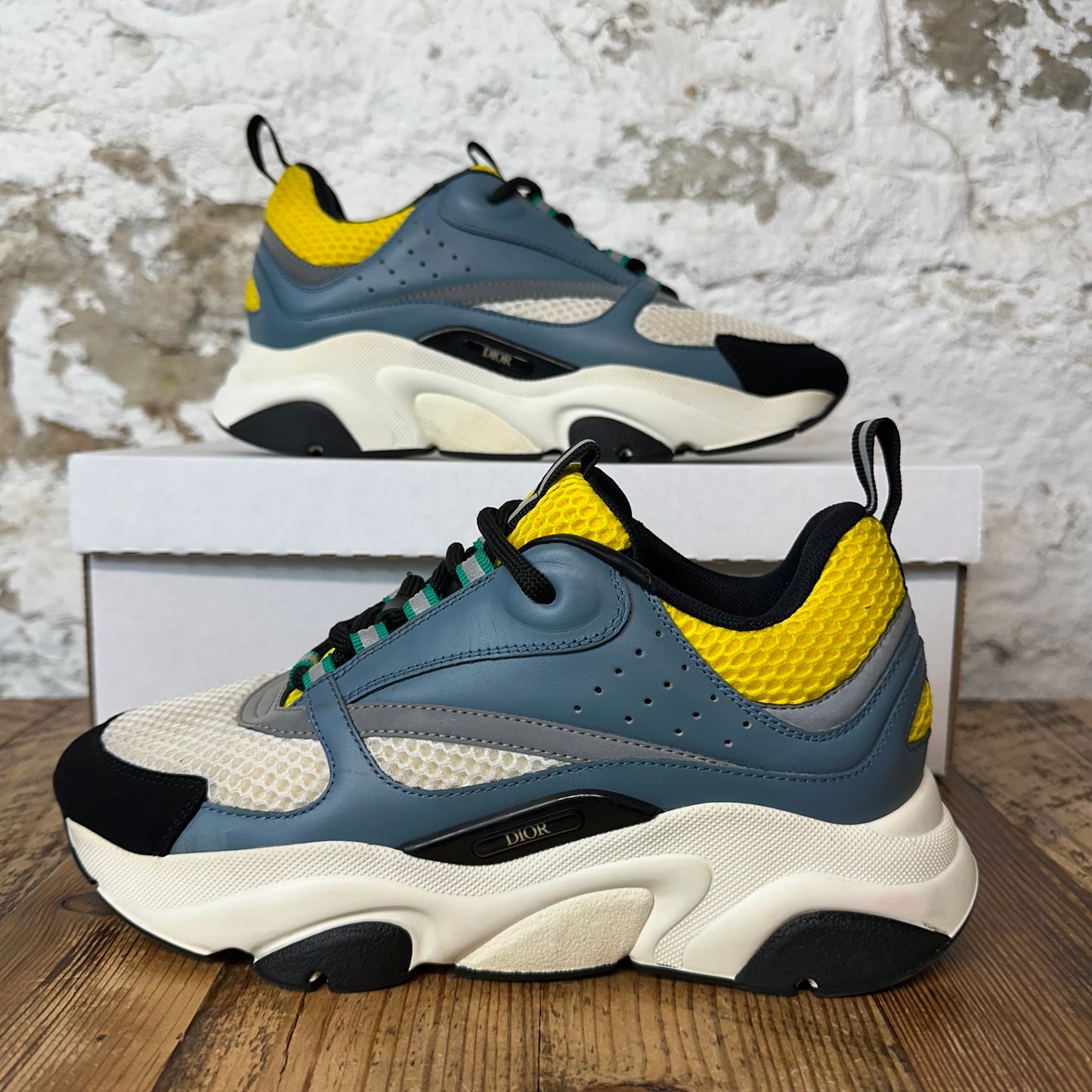 Dior B22 Blue White Yellow Sneaker Sz 6 (38)