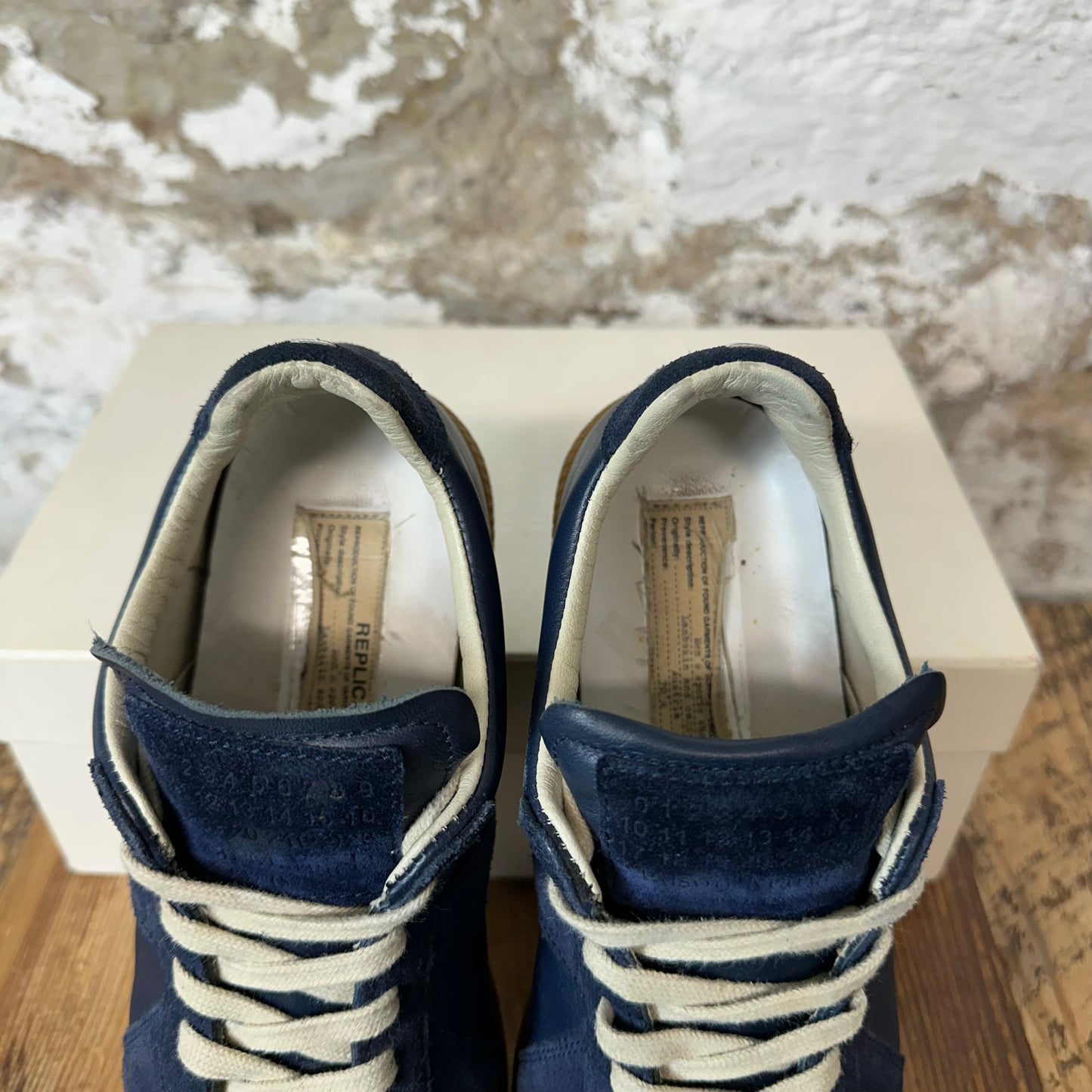Maison Margiela Replica Navy Sneaker Sz 5 (37)