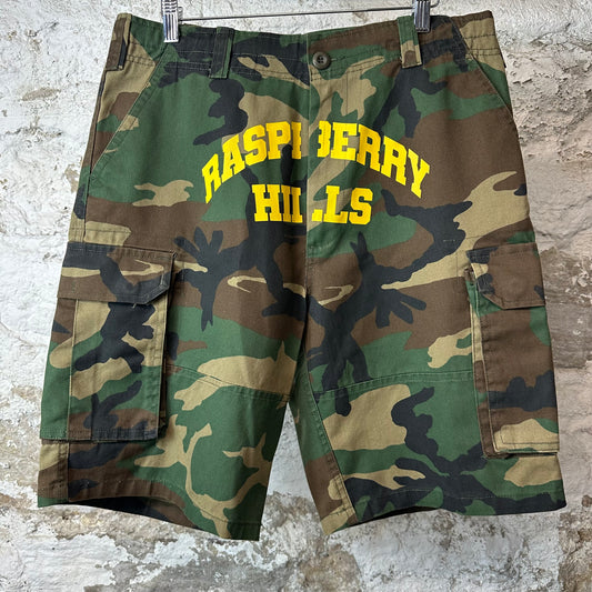 GV Gallery Raspberry Hills Camo Shorts Sz M