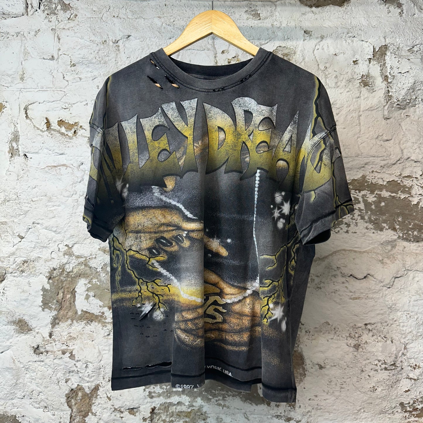 Vale Hands Of God Washed Black T-shirt