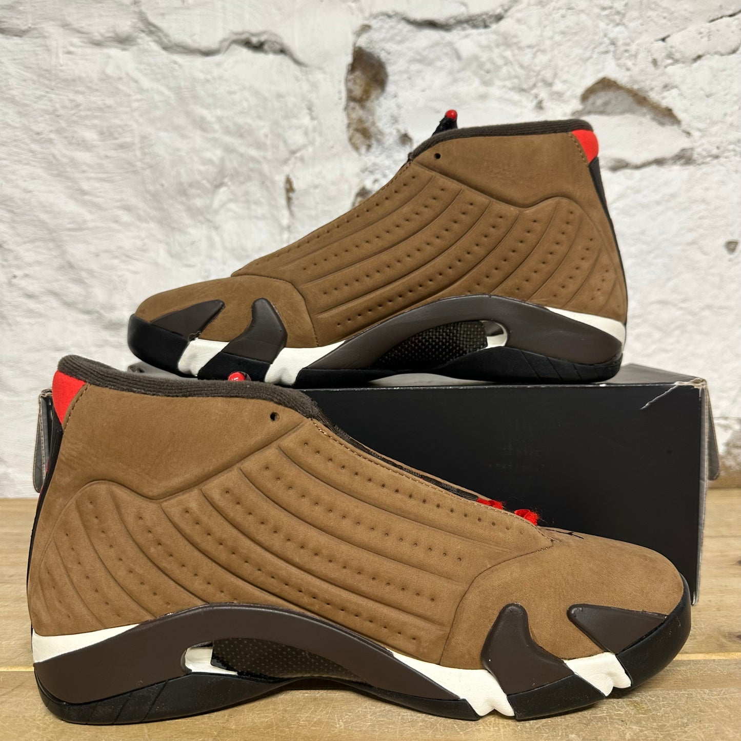 Air Jordan 14 Archaeo Brown Sz 8 DS