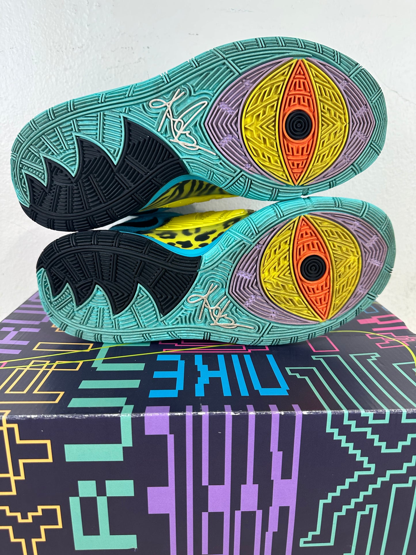 Nike Kyrie 6 Oracle Aqua Sz 8.5