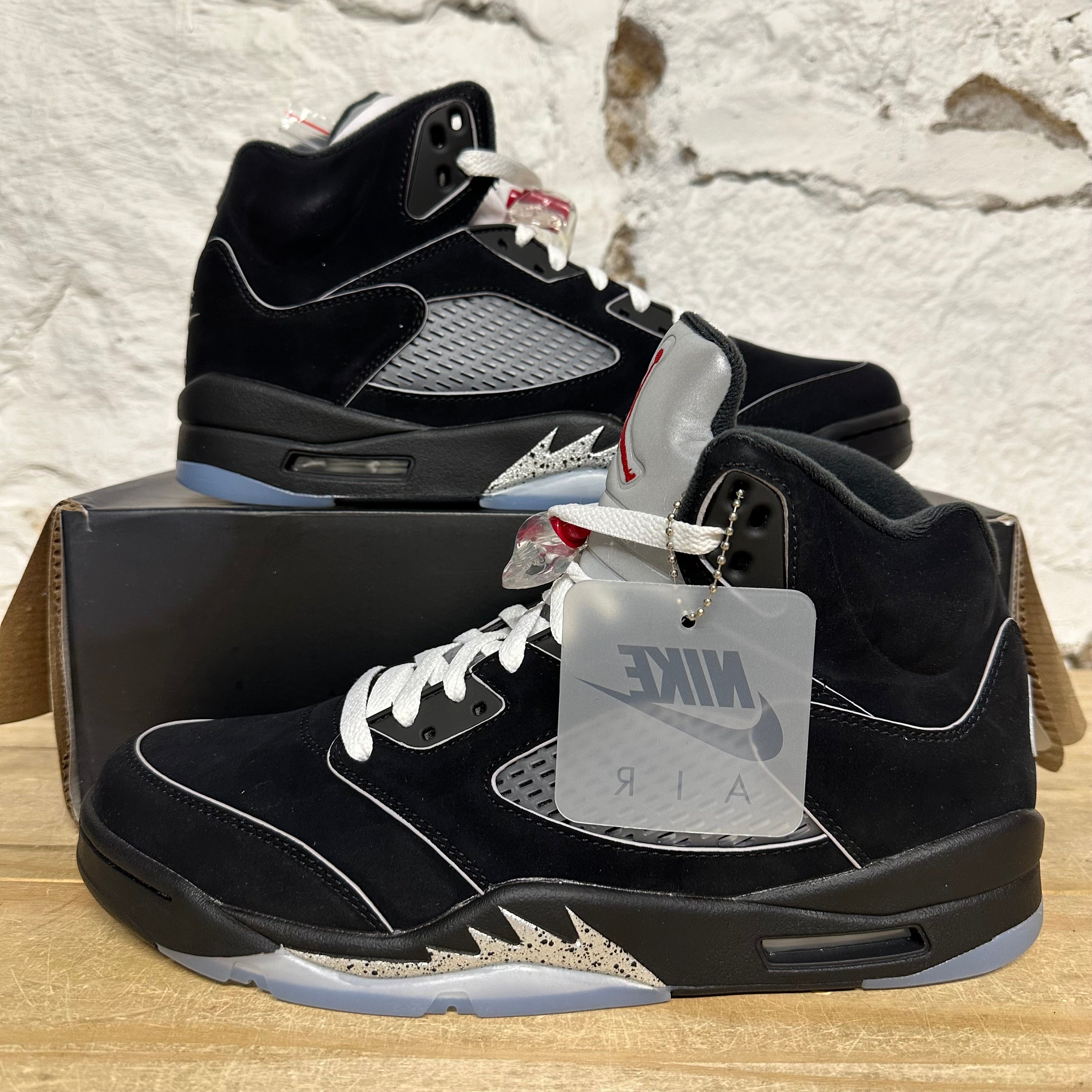 Air Jordan 5 Black Metallic (2025) Sz 11 DS