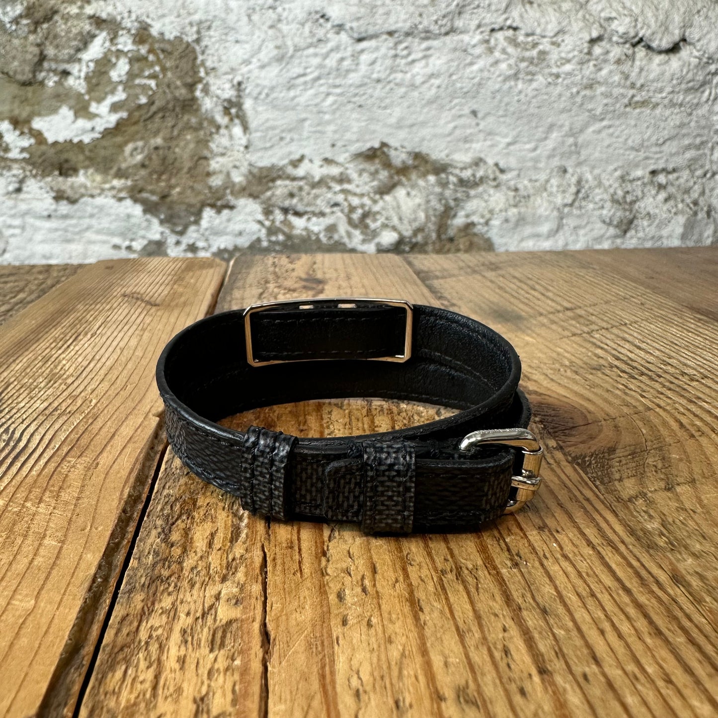 Louis Vuitton Graphite Sign It Wrap Bracelet