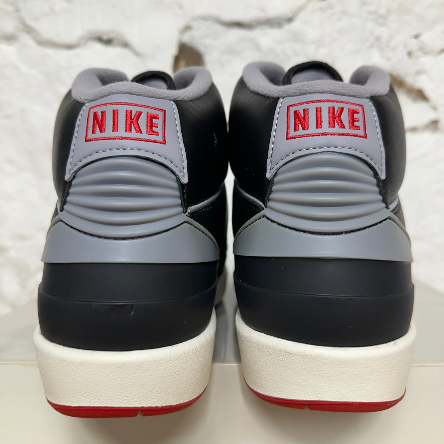 Air Jordan 2 Black Cement Sz 10.5 DS