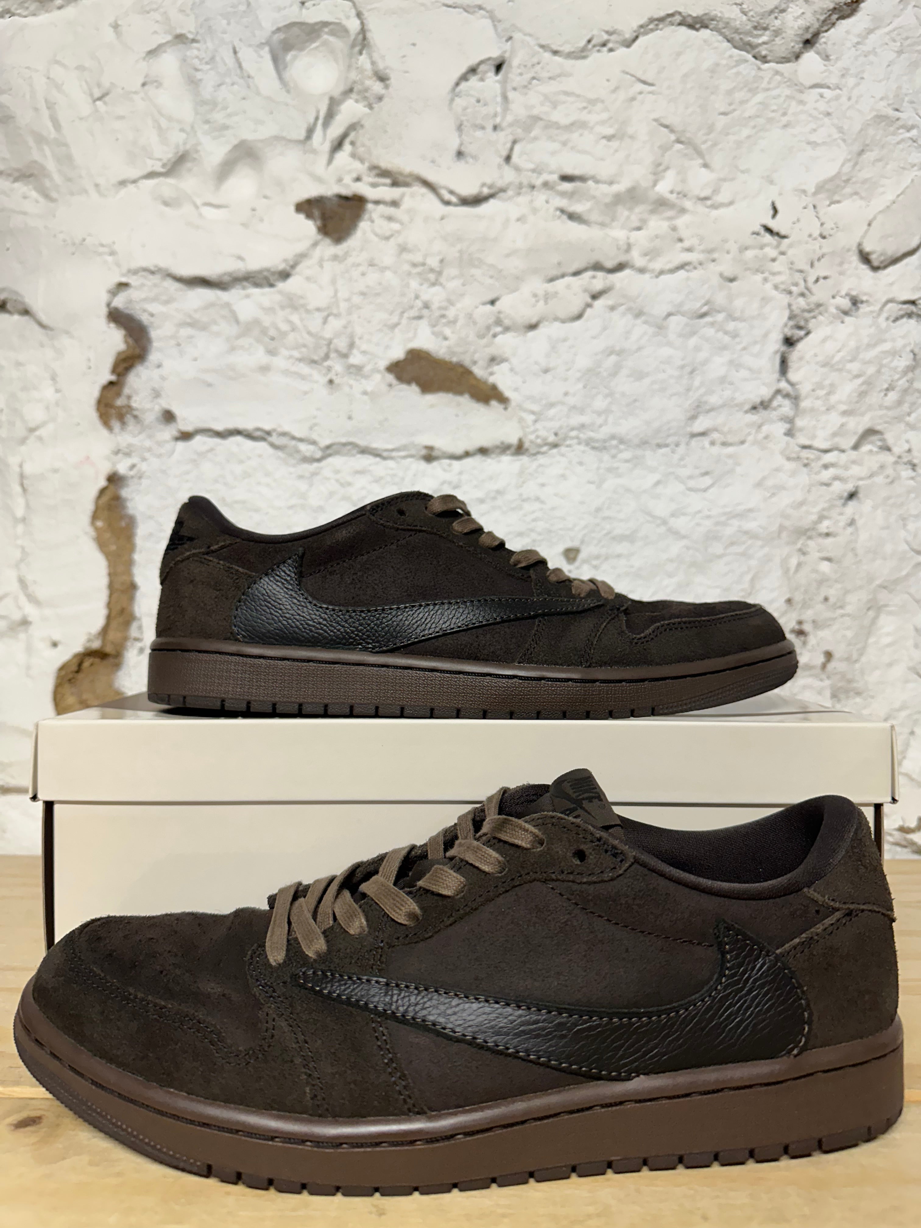 Air Jordan 1 Low Travis Scott Velvet Brown Sz 11