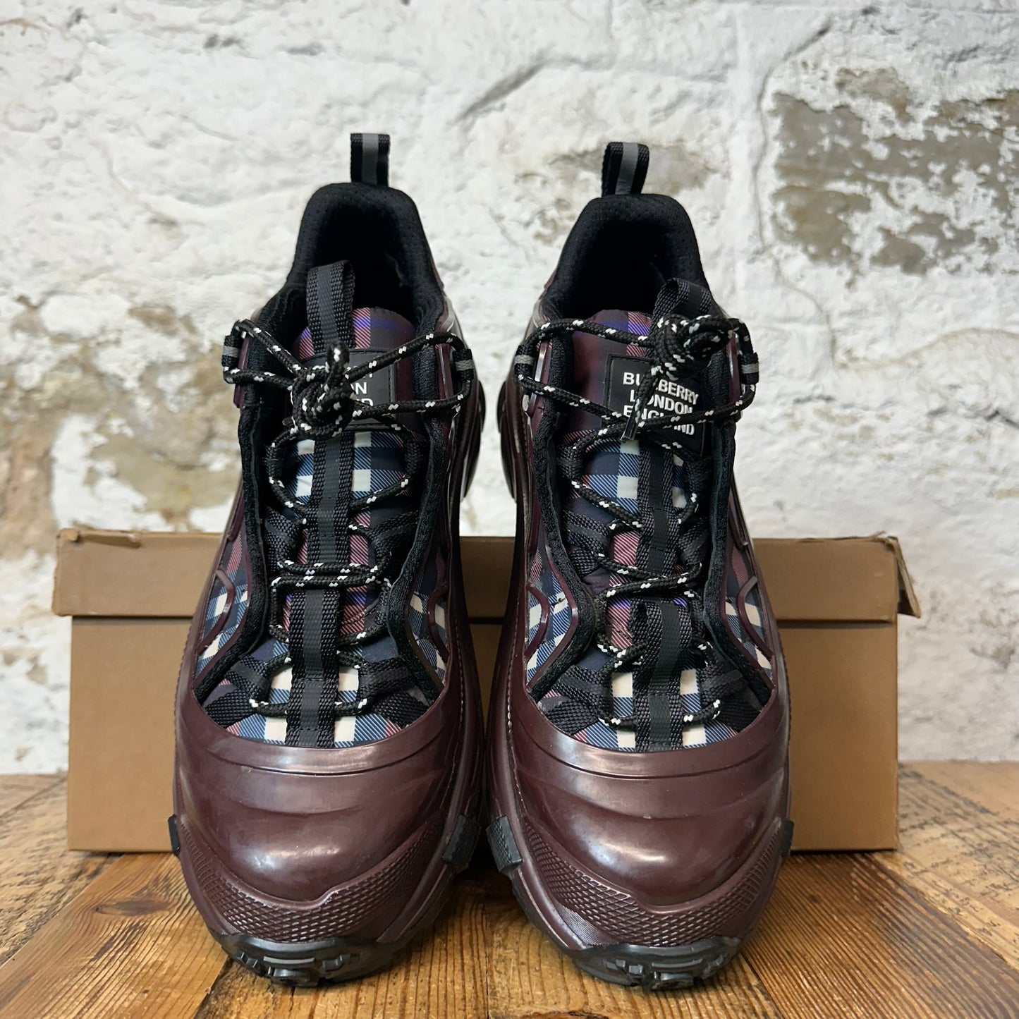 Burberry Arthur Deep Maroon Plaid Sneaker Sz 10 (43)
