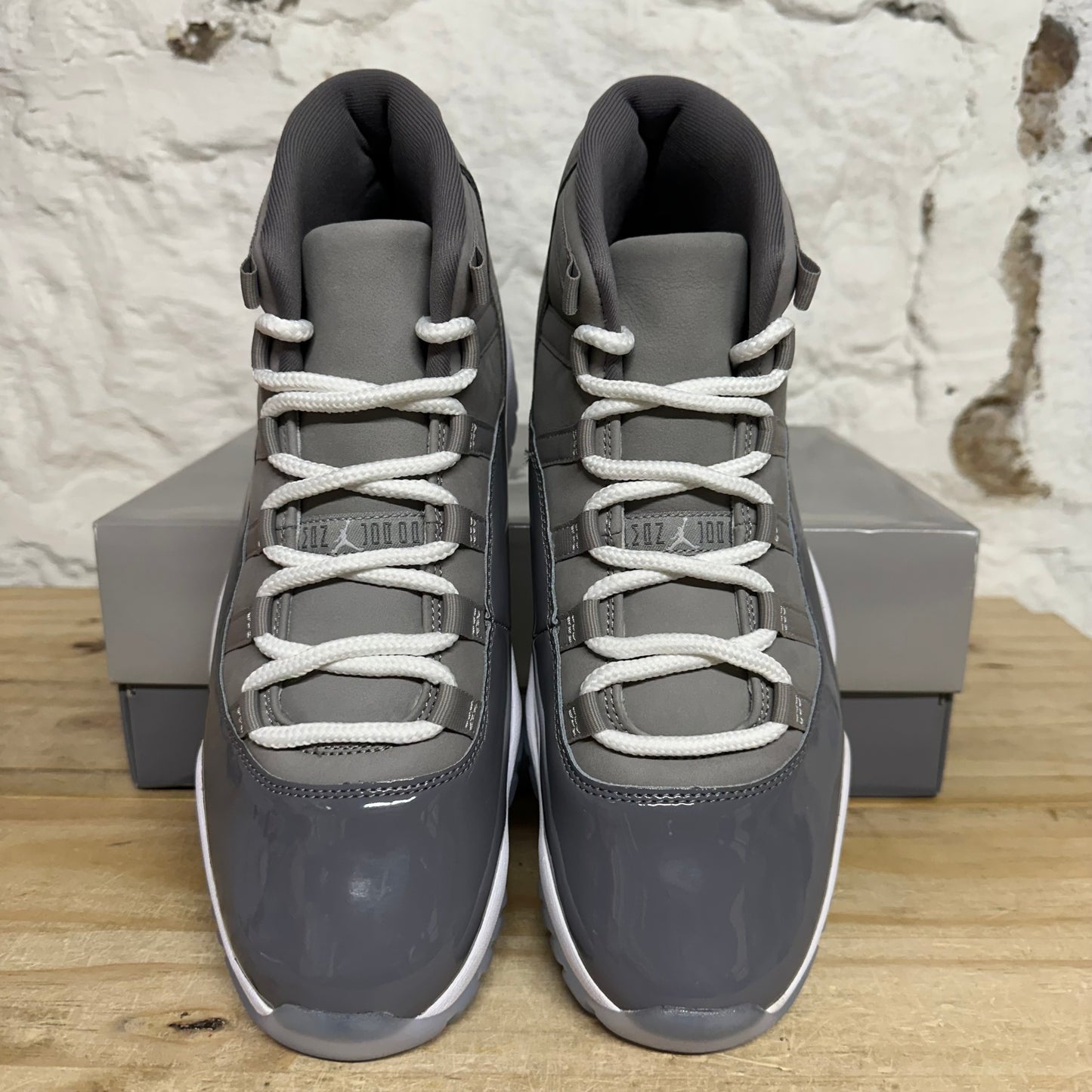 Air Jordan 11 High Cool Grey Sz 10.5 DS