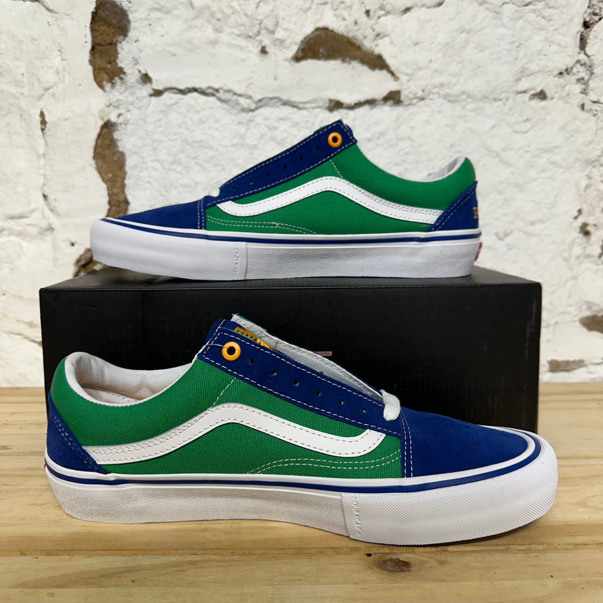 Vans Old Skool Sci-Fi Fantasy Sz 9.5 DS