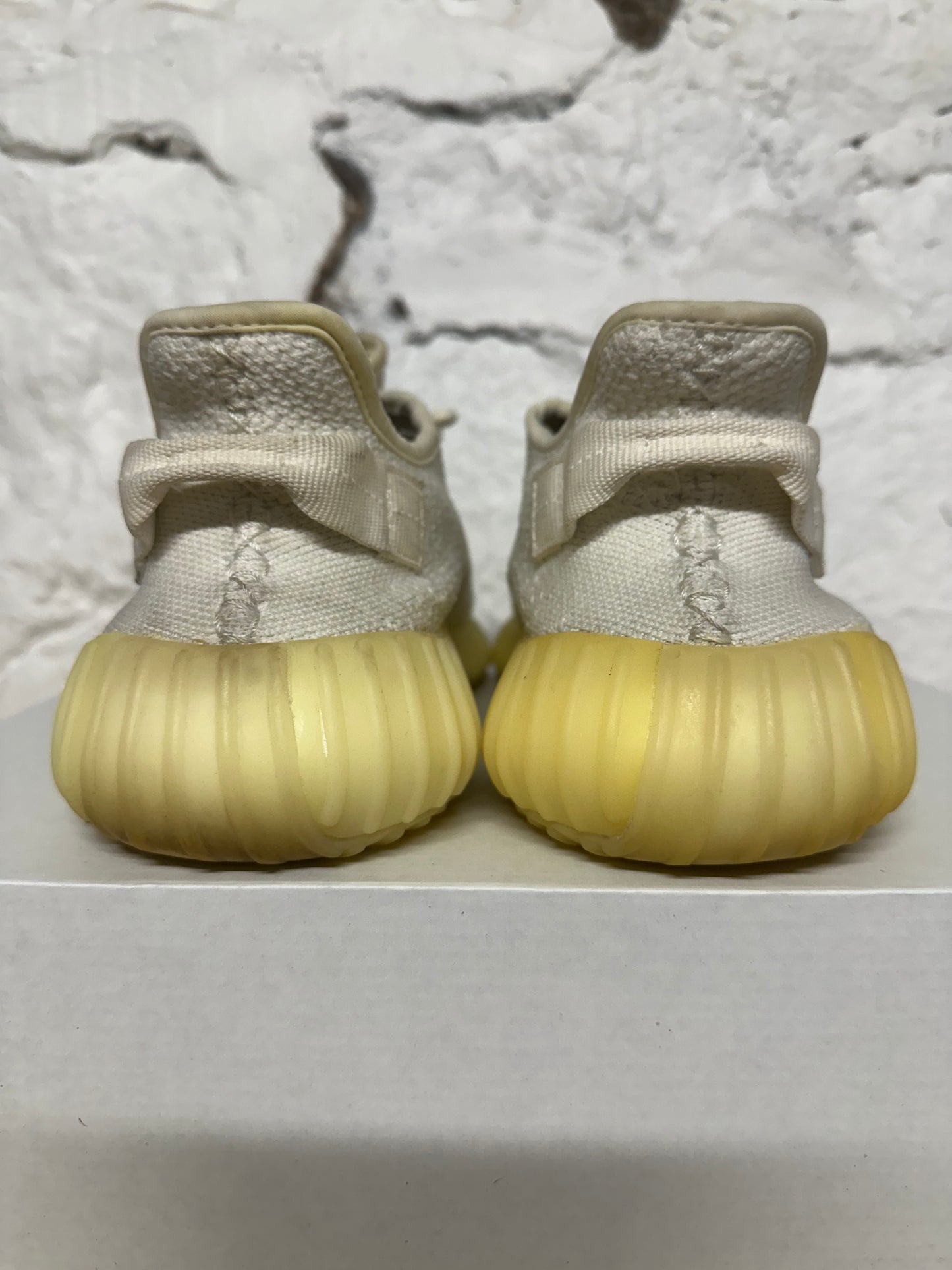 Yeezy 350 V2 Cream Sz 10