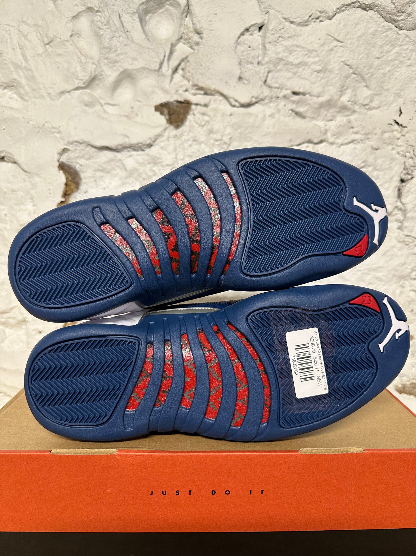 Air Jordan 12 French Blue Sz 11 DS