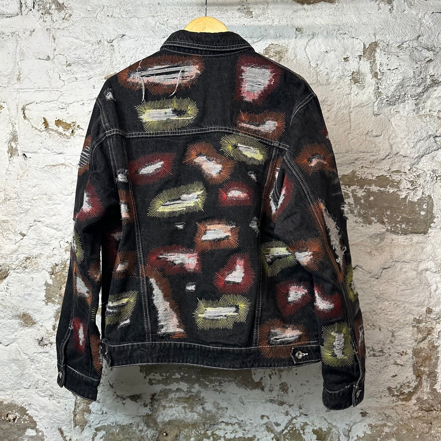 Who Decides War Embroidered Stained Glass Trucker Jacket Black Sz M