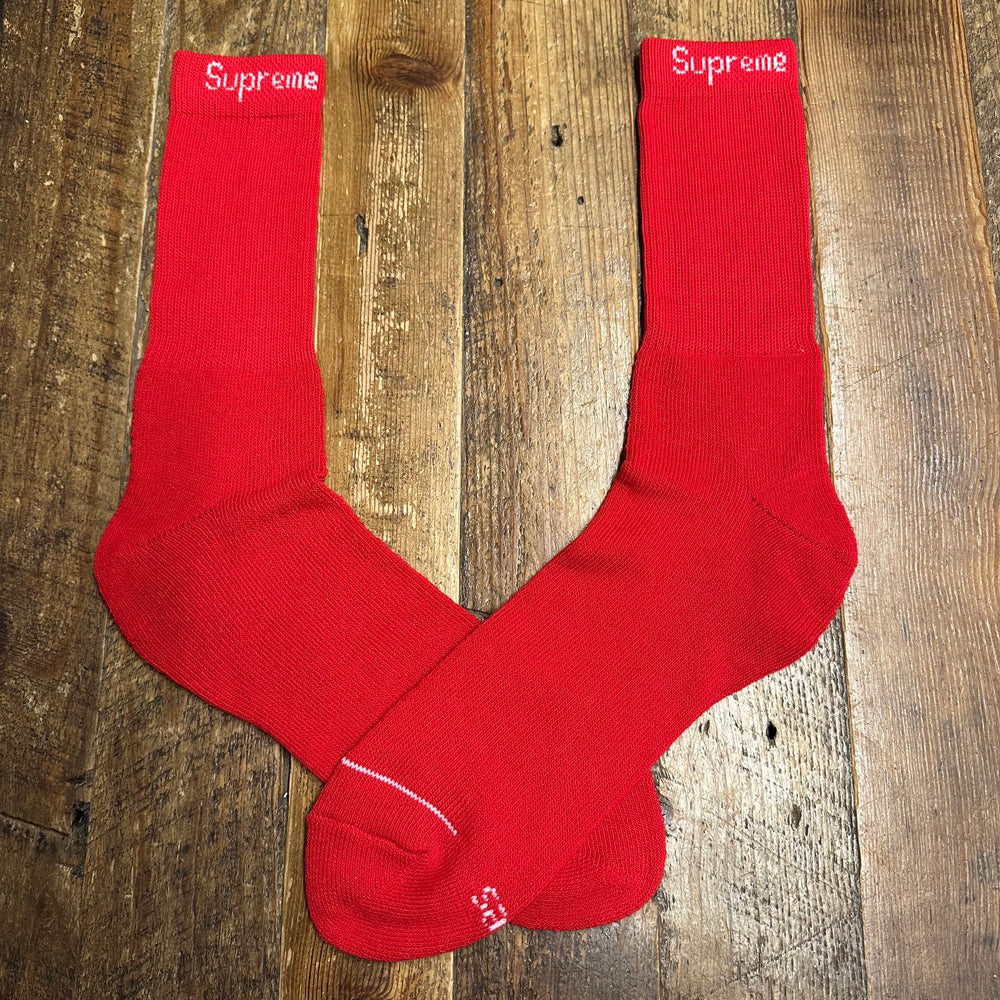 Supreme Hanes Red Socks DS