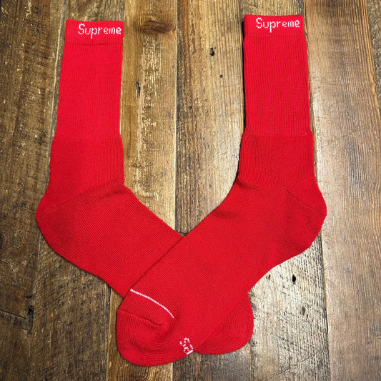 Supreme Hanes Red Socks DS
