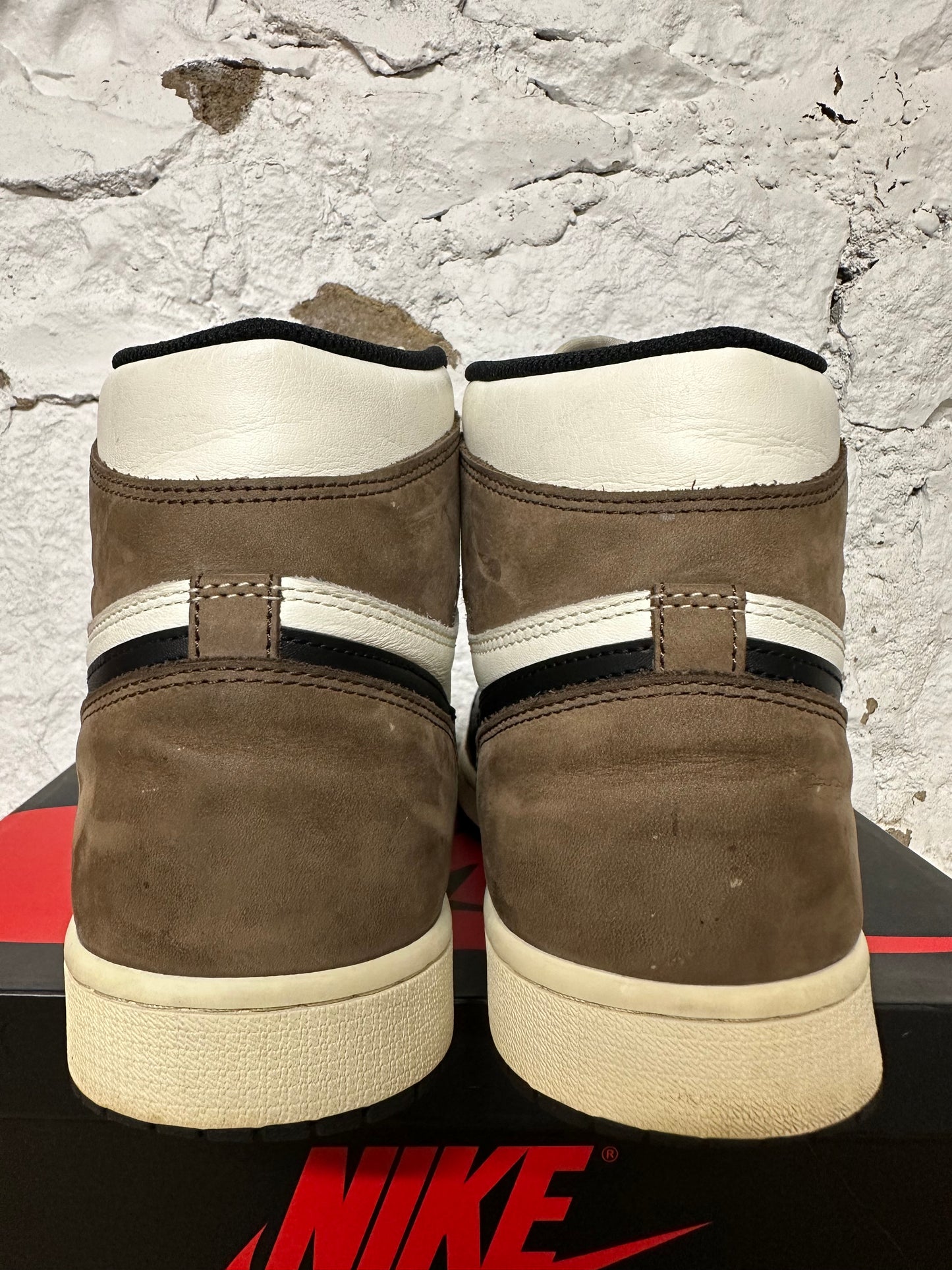 Air Jordan 1 High Dark Mocha Sz 12