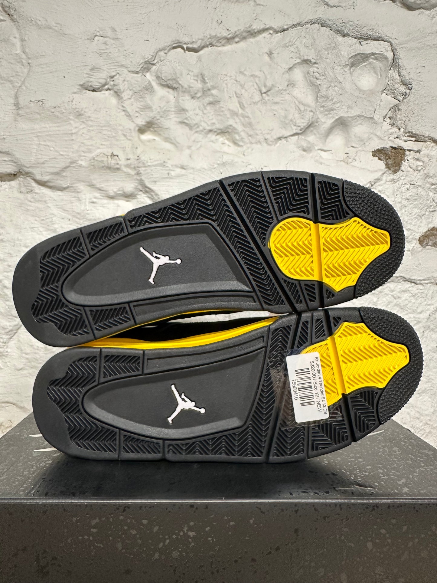 Air Jordan 4 Thunder Sz 12 DS