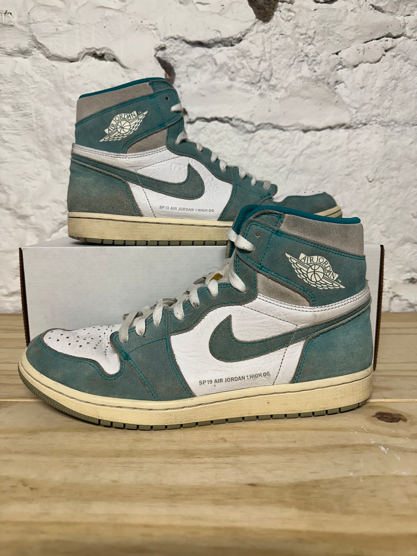 Air Jordan 1 High Turbo Green Sz 11.5