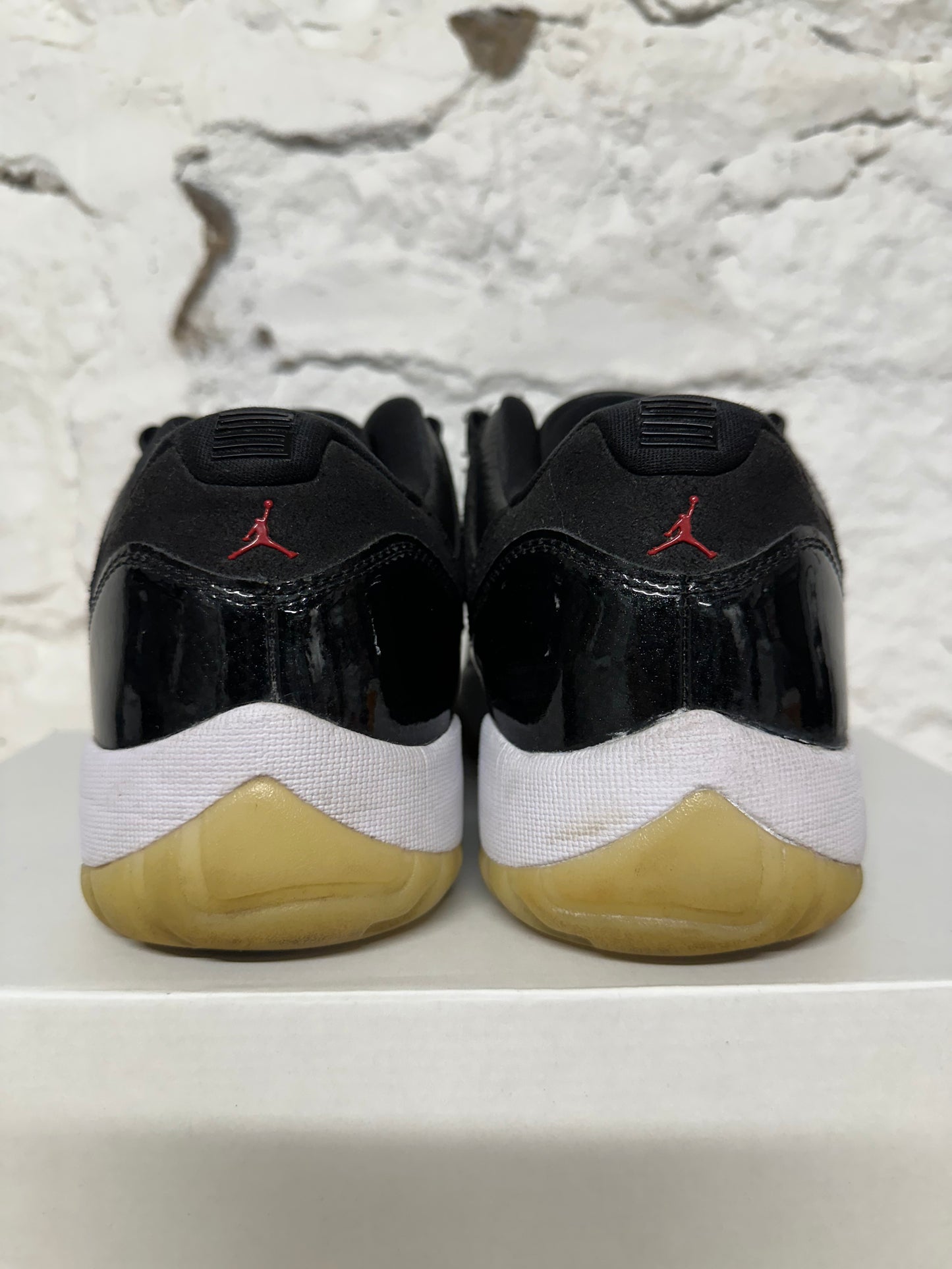 Air Jordan 11 Low 72-10 Sz 11.5
