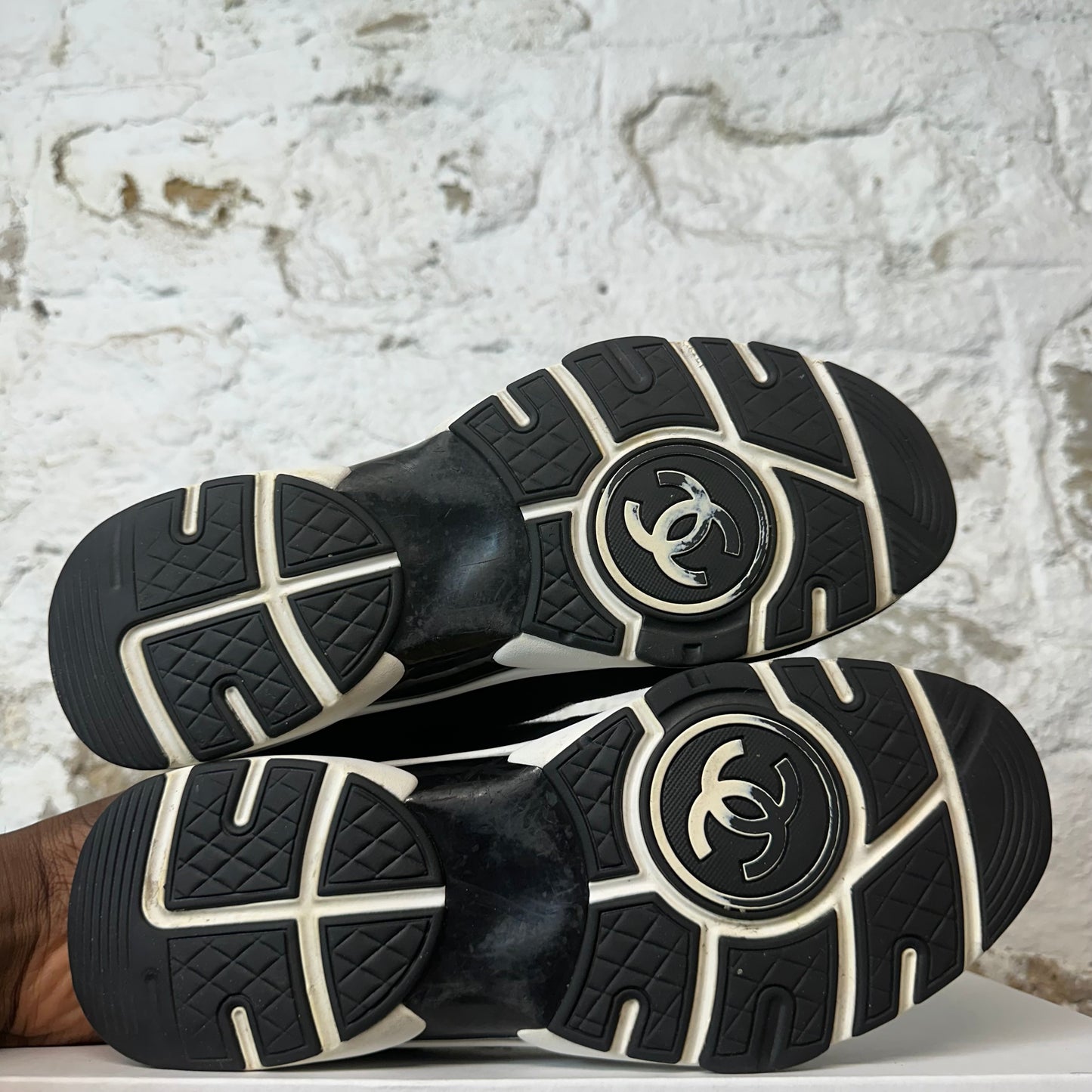 Chanel Black Grey Tweed CC Trainer Sneaker Sz 8 (41)