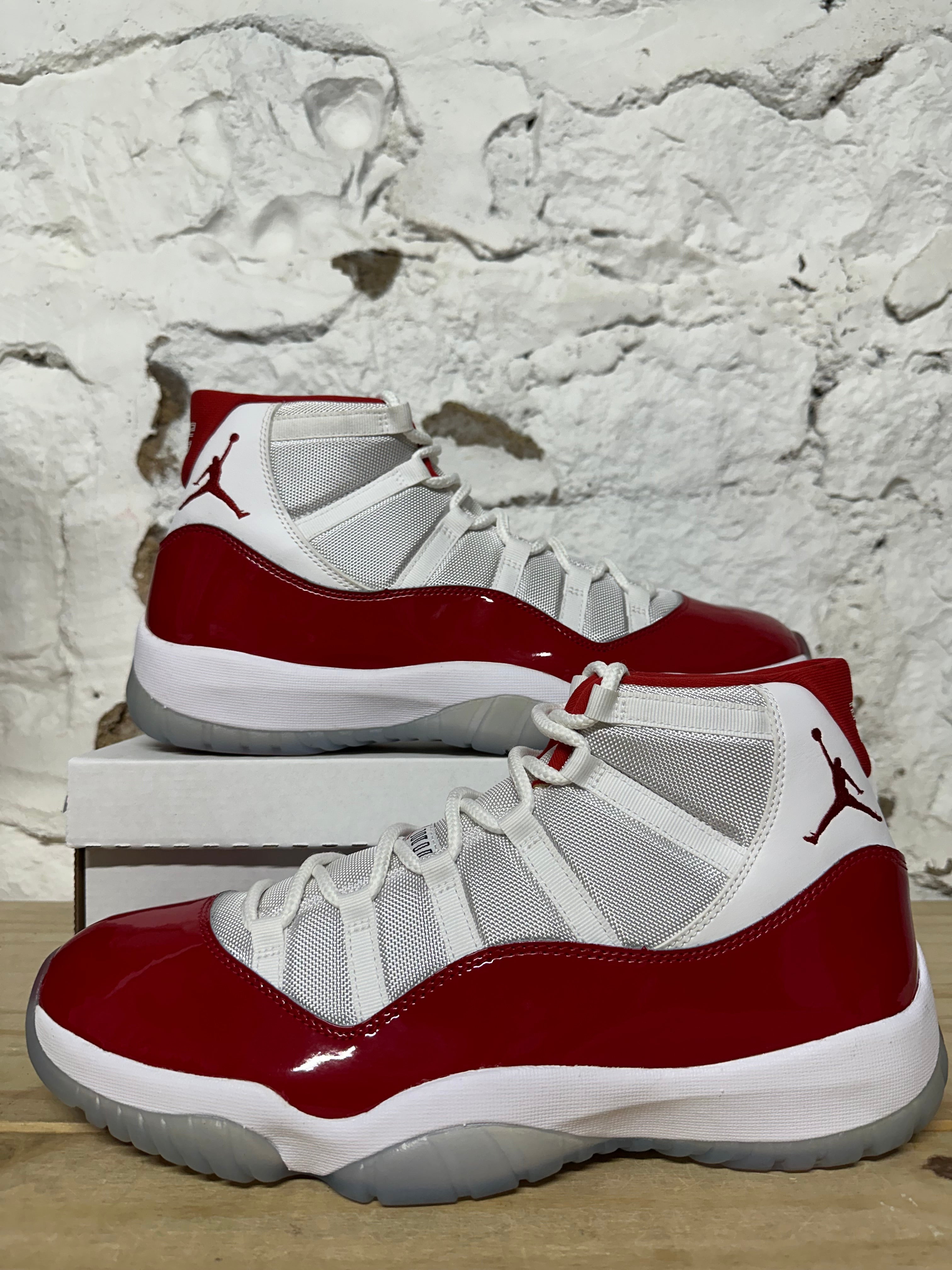 Air Jordan 11 High Cherry Sz 15 DS